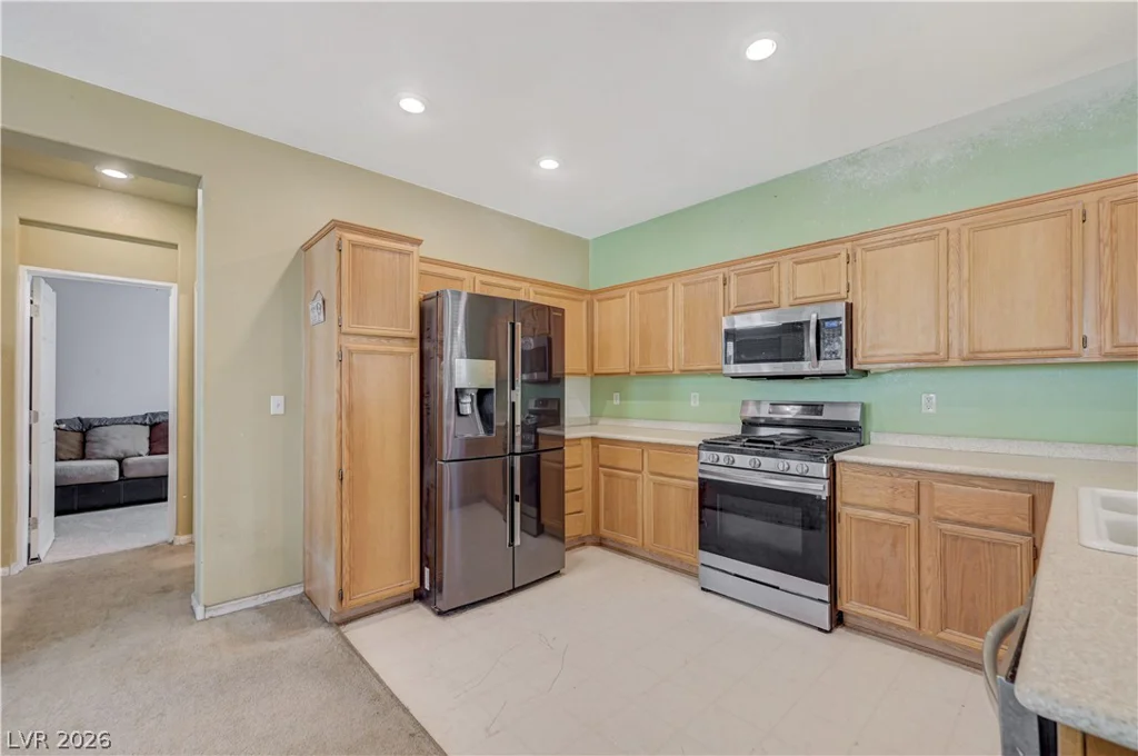 3925 Gold Point, Las Vegas, NV 89129