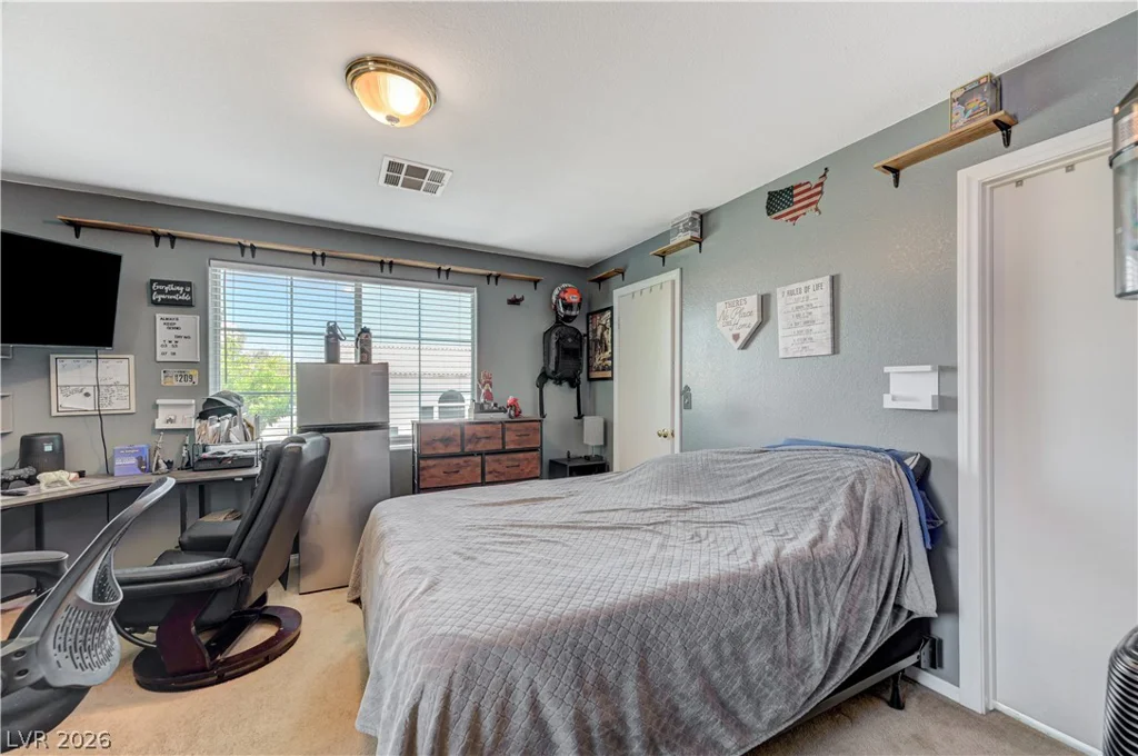 3925 Gold Point, Las Vegas, NV 89129