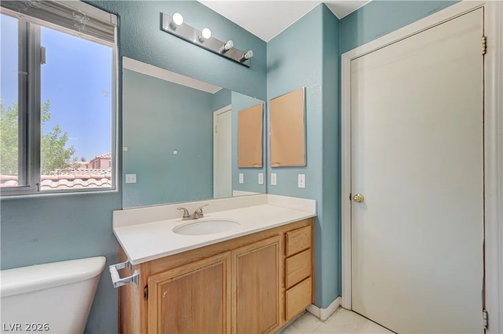 3925 Gold Point, Las Vegas, NV 89129