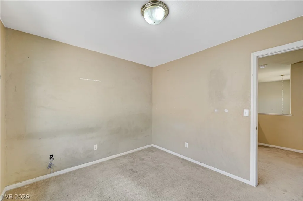 3925 Gold Point, Las Vegas, NV 89129