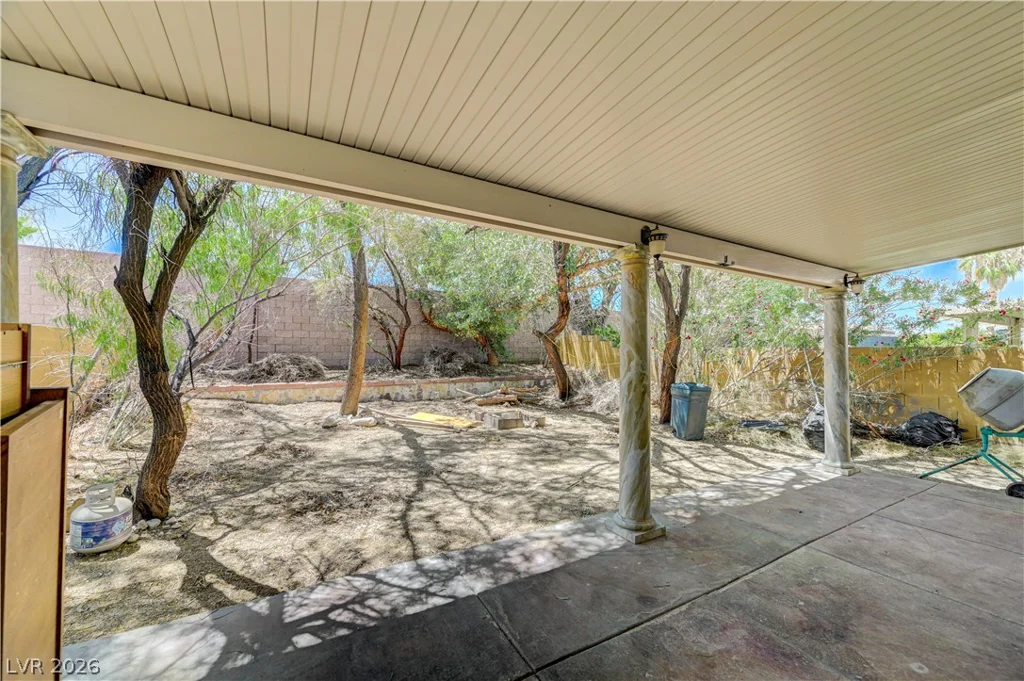 3925 Gold Point, Las Vegas, NV 89129