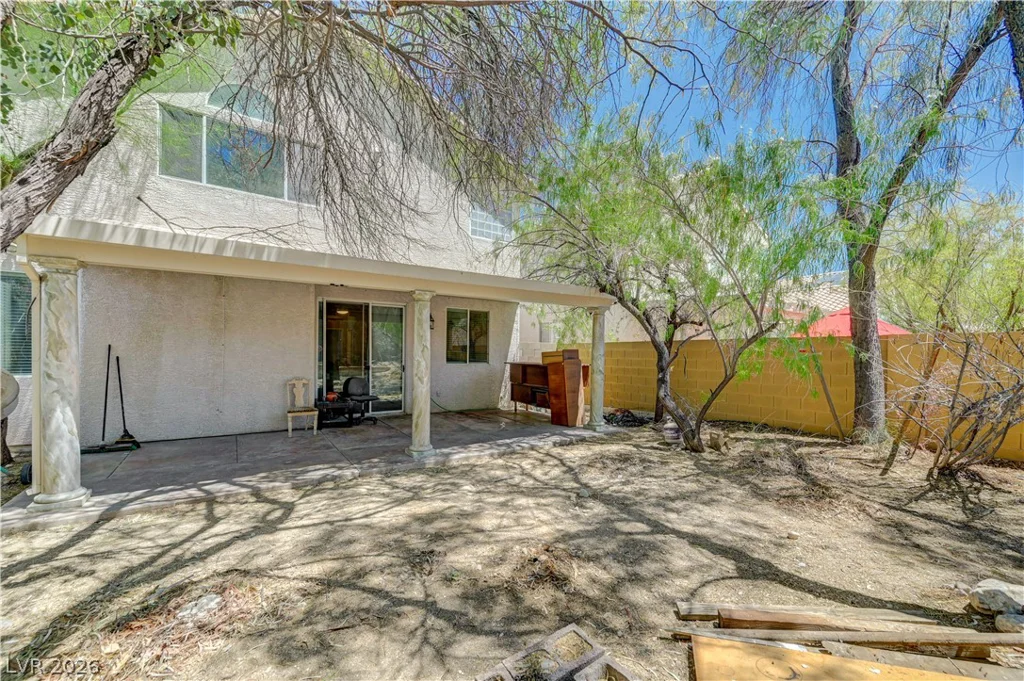 3925 Gold Point, Las Vegas, NV 89129