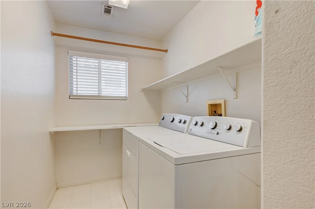 3925 Gold Point, Las Vegas, NV 89129