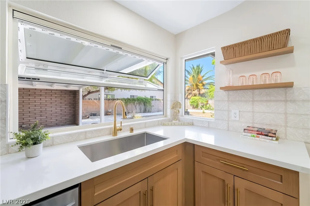 2908 Bernardo, Las Vegas, NV 89102