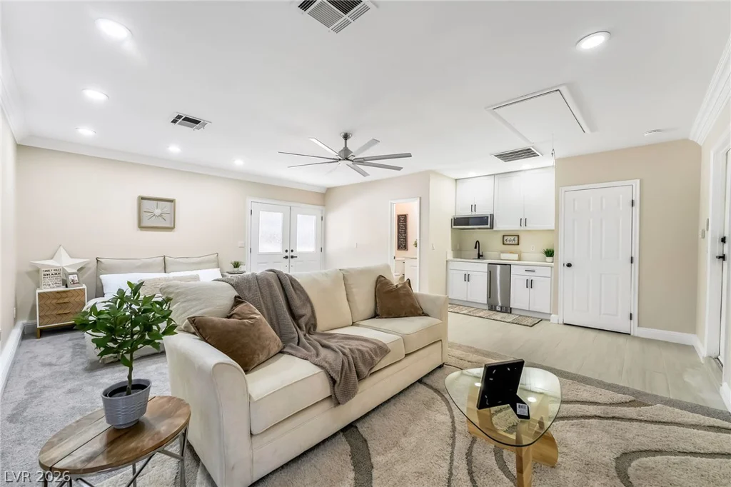 2908 Bernardo, Las Vegas, NV 89102