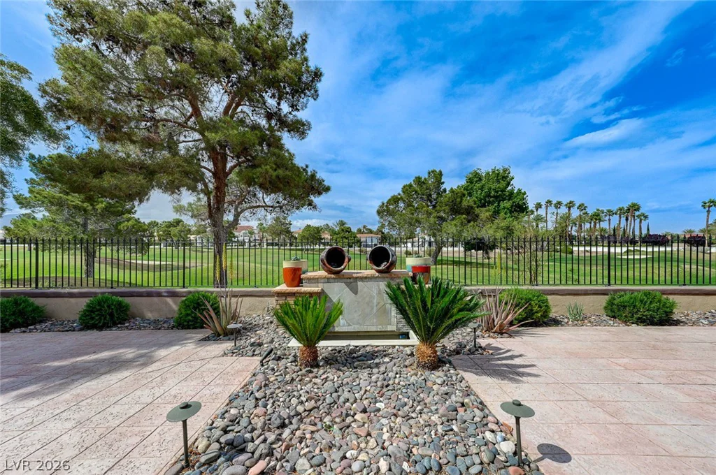 8340 Carmel Ridge, Las Vegas, NV 89113
