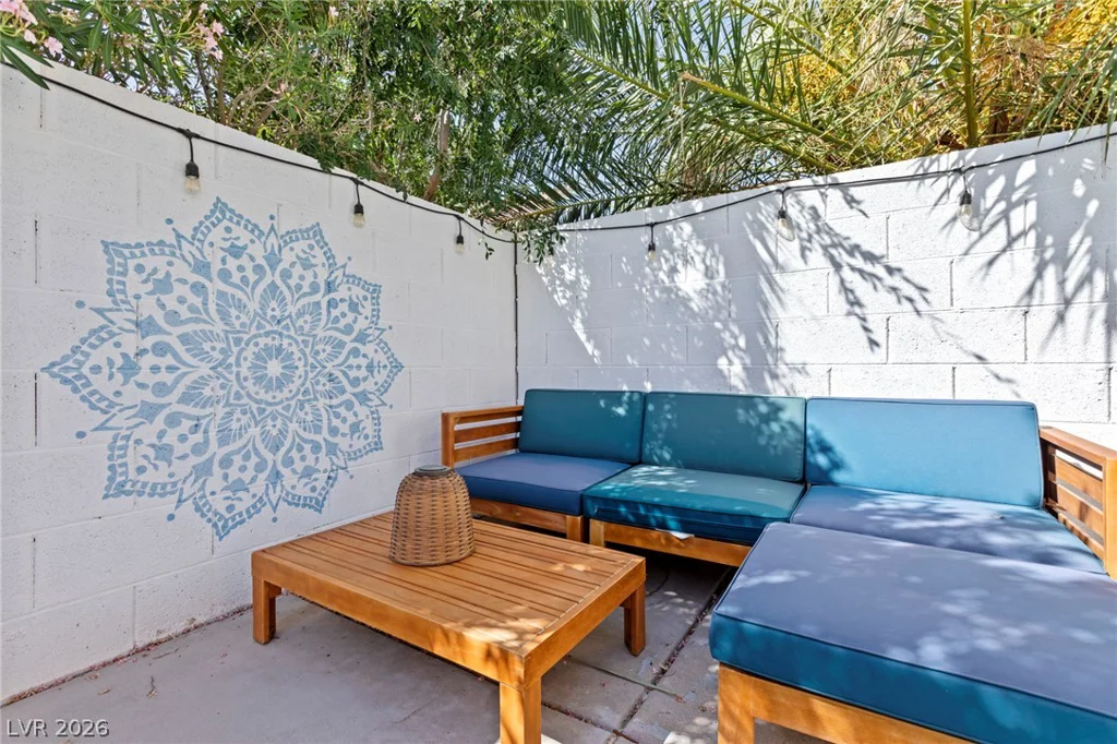 3748 White Lion, North Las Vegas, NV 89084