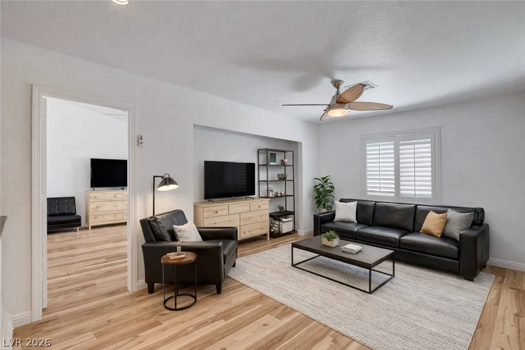 160 Kennet, Las Vegas, NV 89144