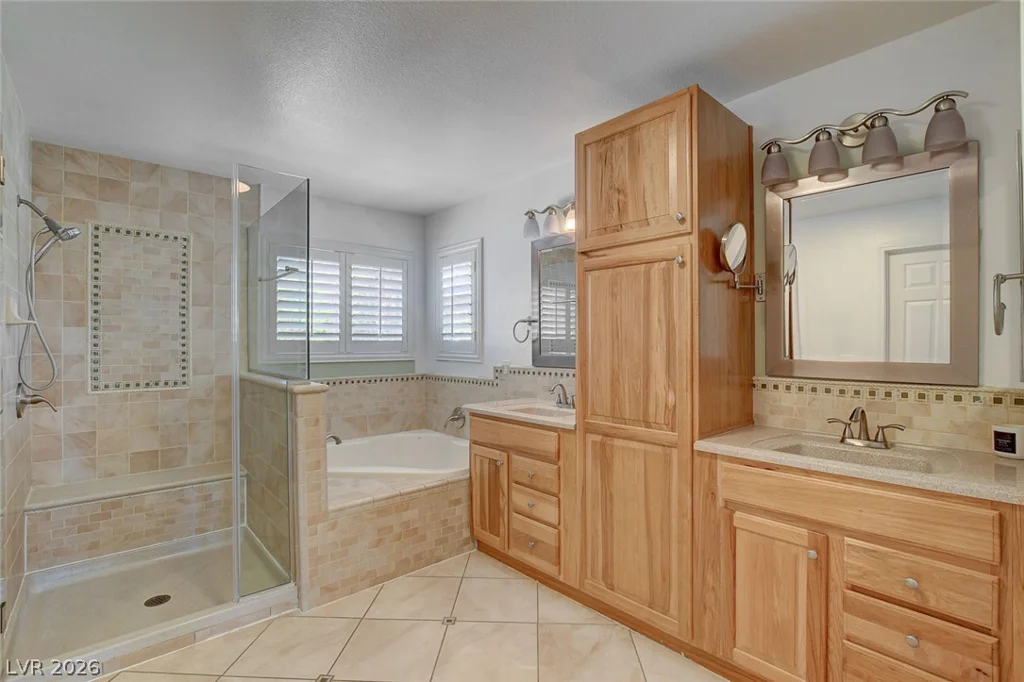 160 Kennet, Las Vegas, NV 89144