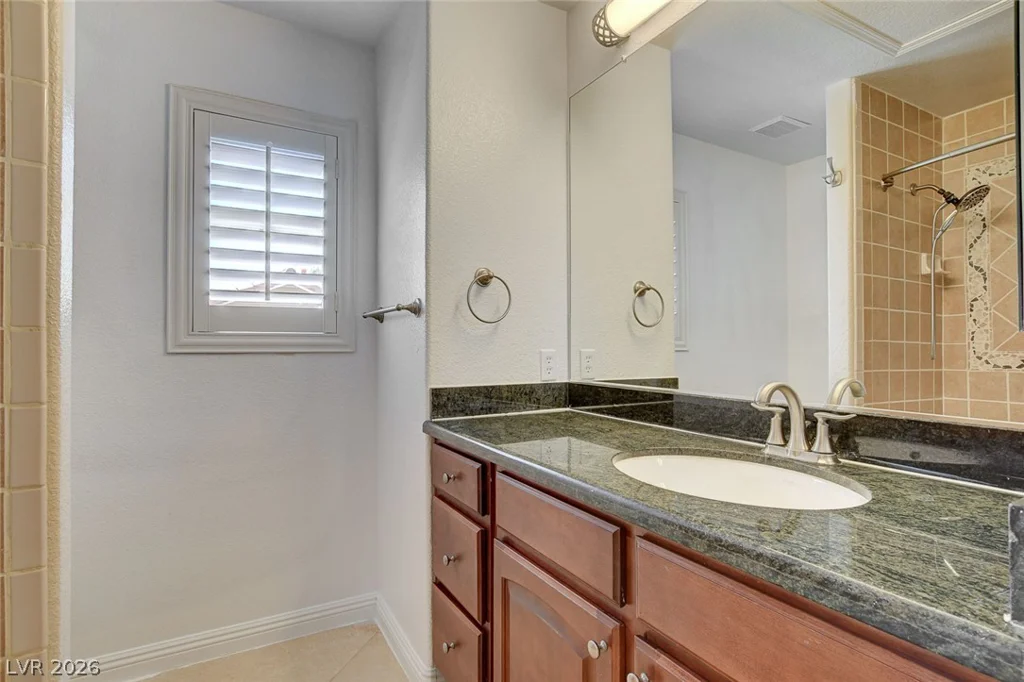 160 Kennet, Las Vegas, NV 89144