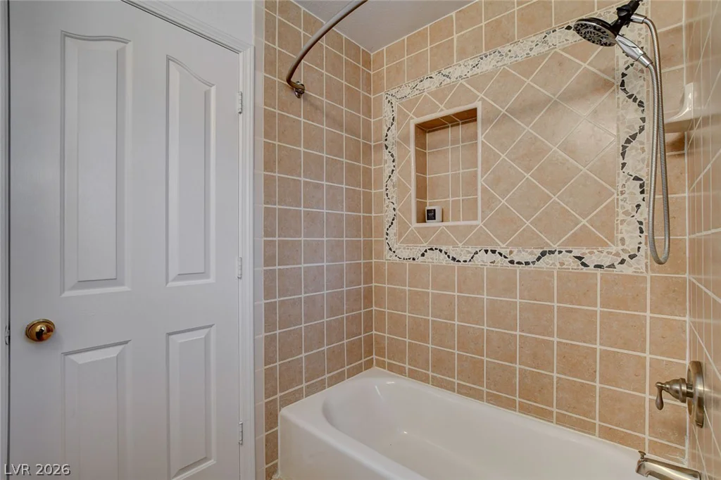 160 Kennet, Las Vegas, NV 89144