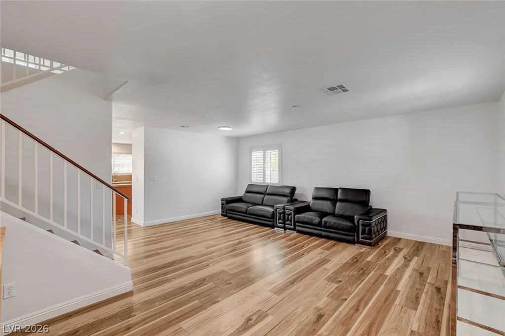 160 Kennet, Las Vegas, NV 89144