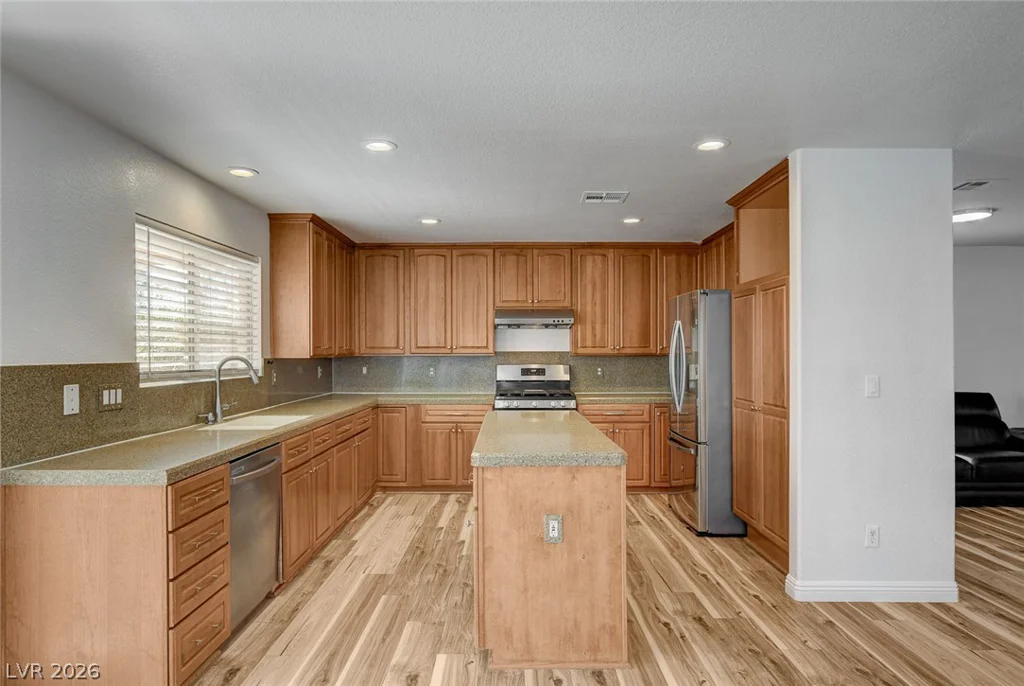 160 Kennet, Las Vegas, NV 89144