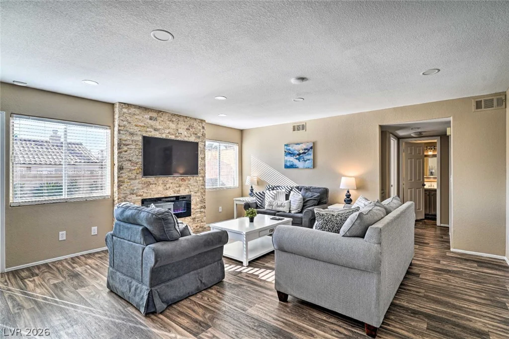 861 Centaur, Las Vegas, NV 89123