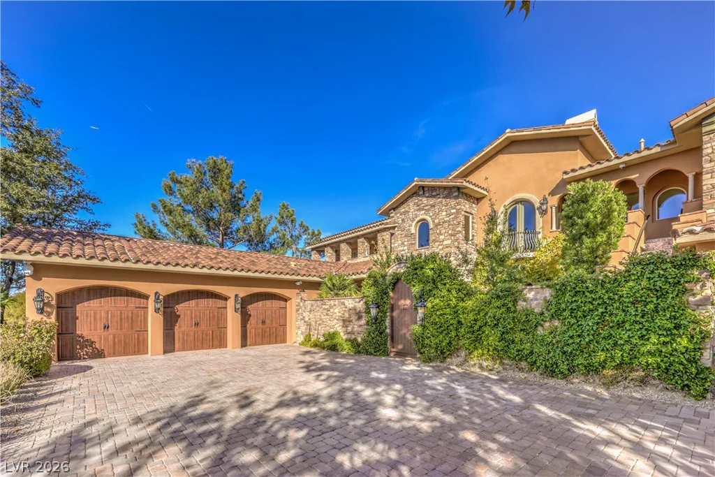 16 Anthem Pointe, Henderson, NV 89052