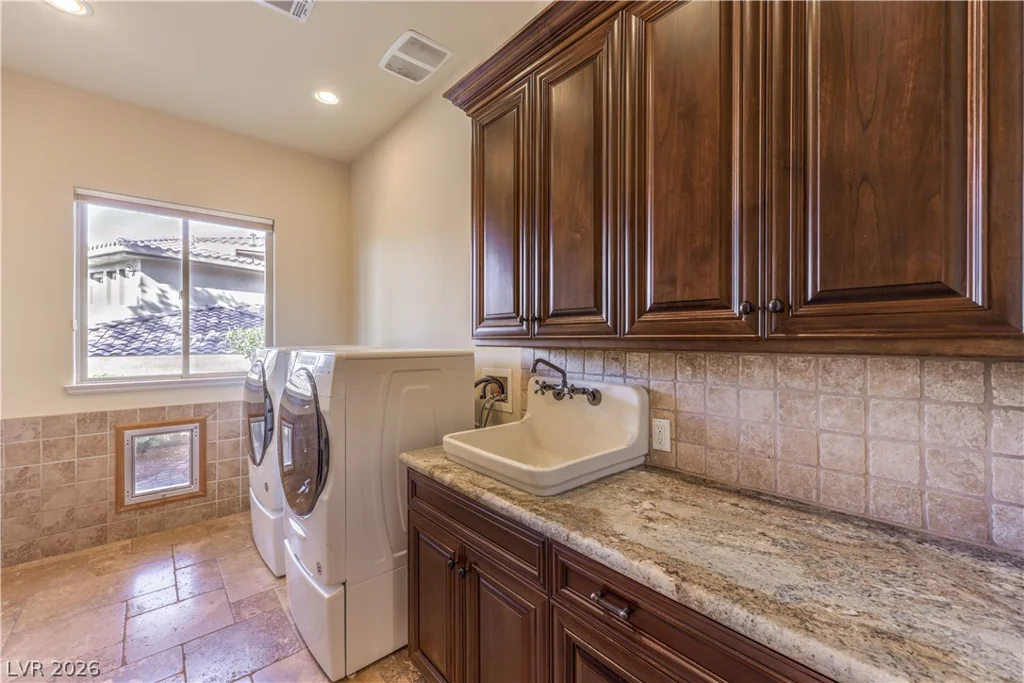16 Anthem Pointe, Henderson, NV 89052