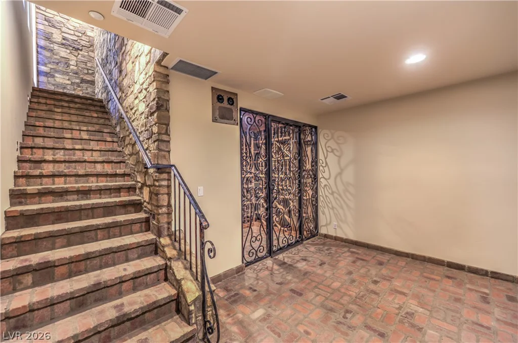 16 Anthem Pointe, Henderson, NV 89052
