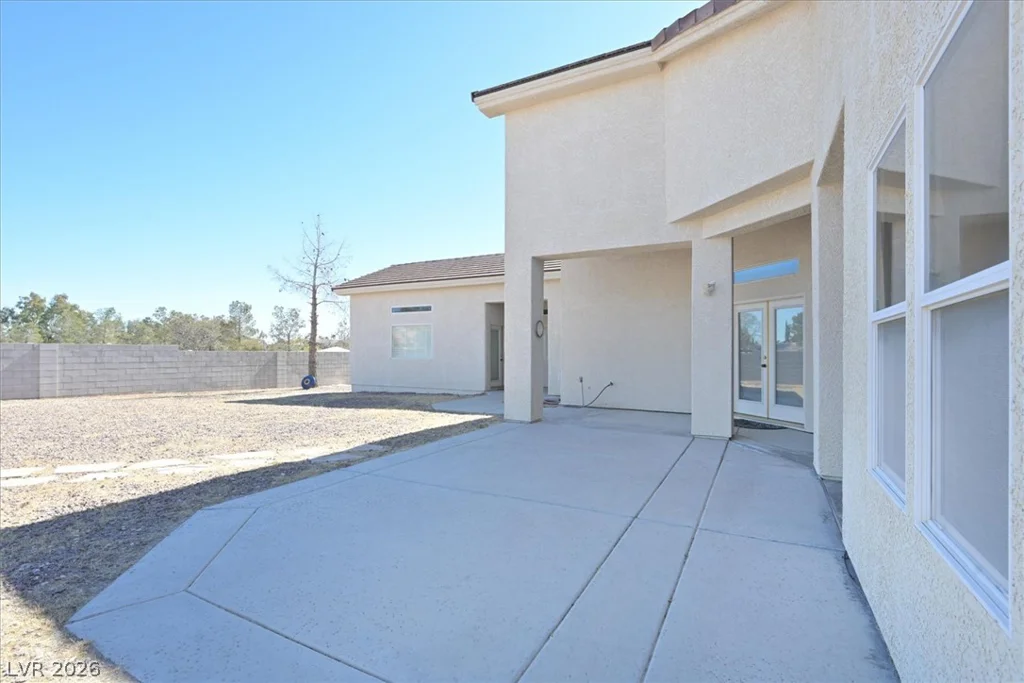 6120 Farm Rd, Las Vegas, NV 89131