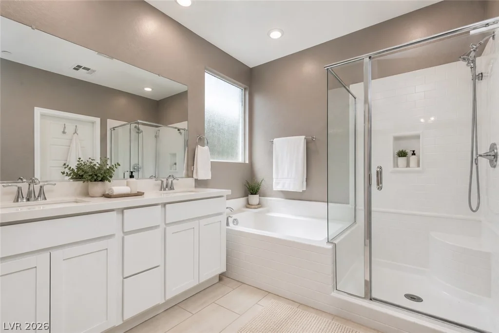 9734 Pacific Pine, Las Vegas, NV 89143