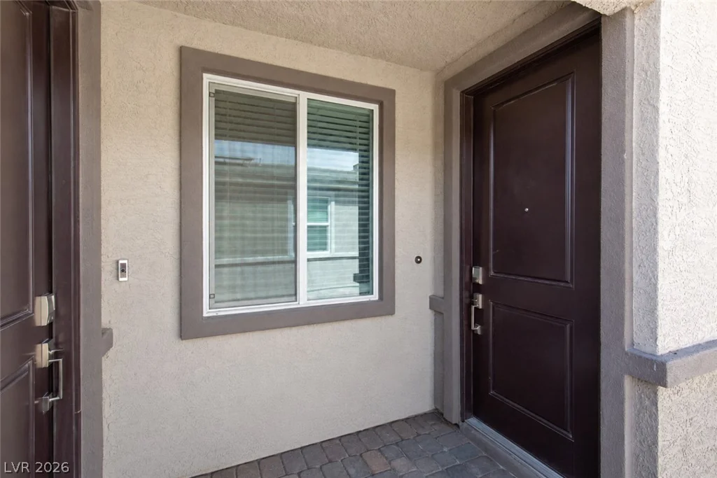 9734 Pacific Pine, Las Vegas, NV 89143