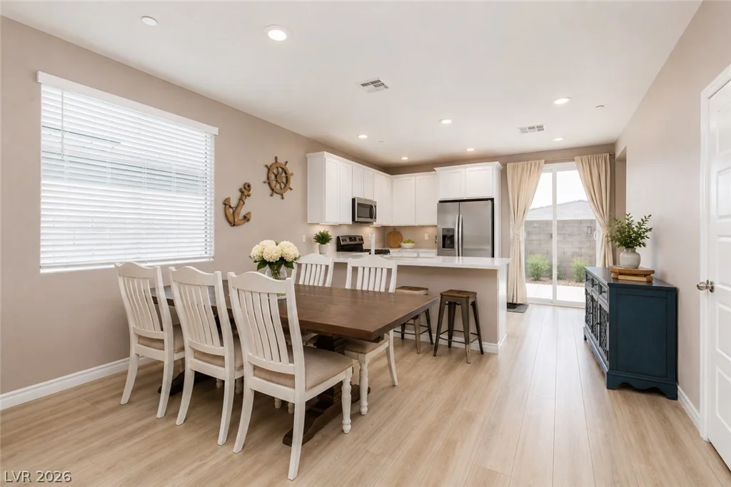 9734 Pacific Pine, Las Vegas, NV 89143