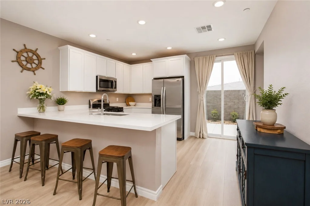 9734 Pacific Pine, Las Vegas, NV 89143