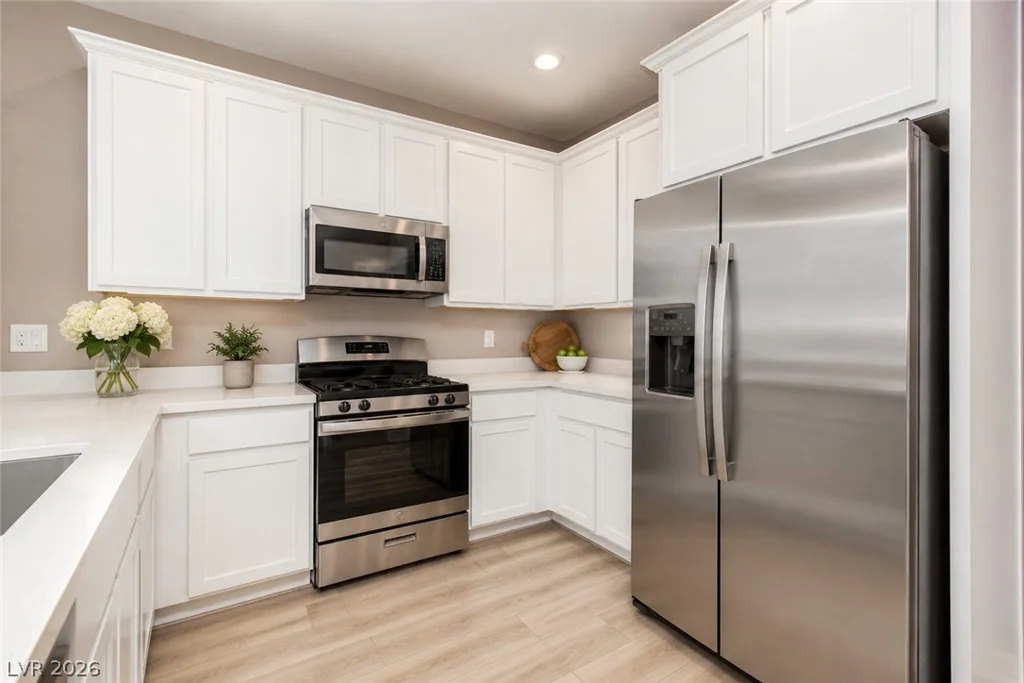 9734 Pacific Pine, Las Vegas, NV 89143