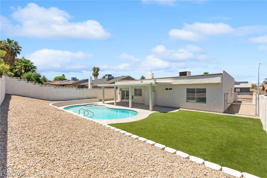5133 Laurelwood, Las Vegas, NV 89122