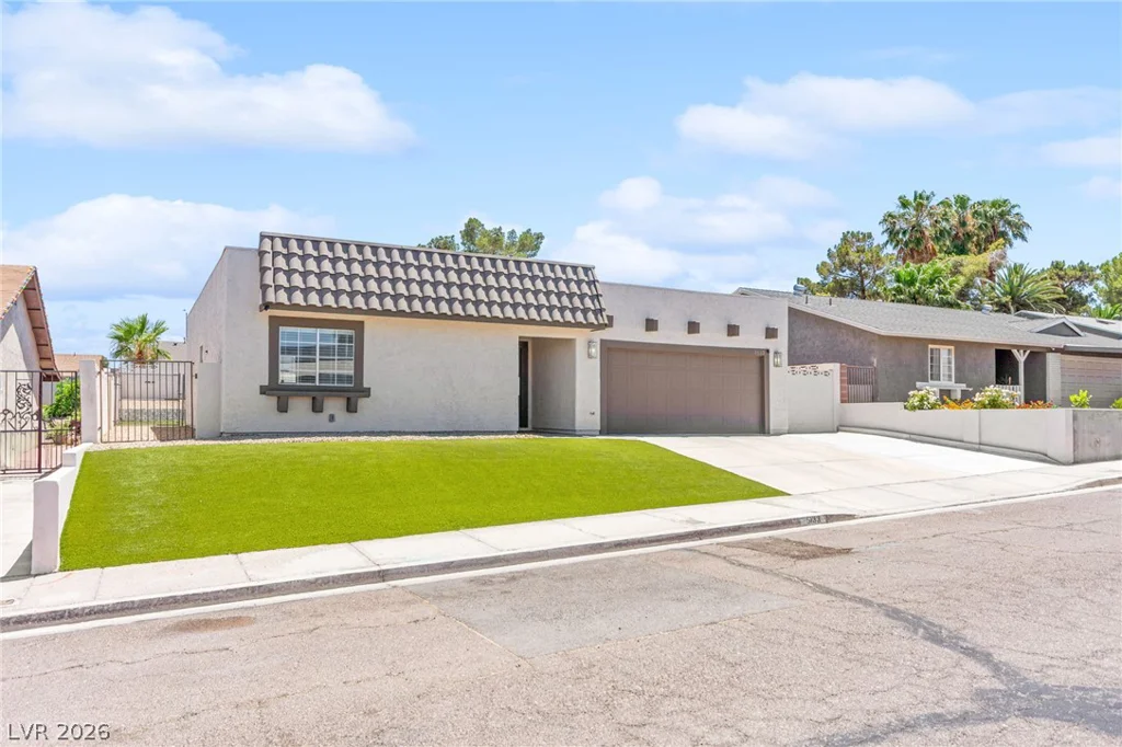 5133 Laurelwood, Las Vegas, NV 89122