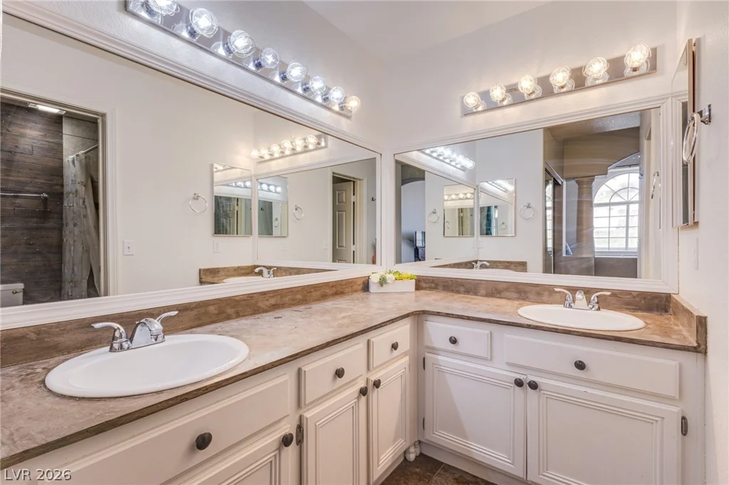 1684 Normandy, Henderson, NV 89014