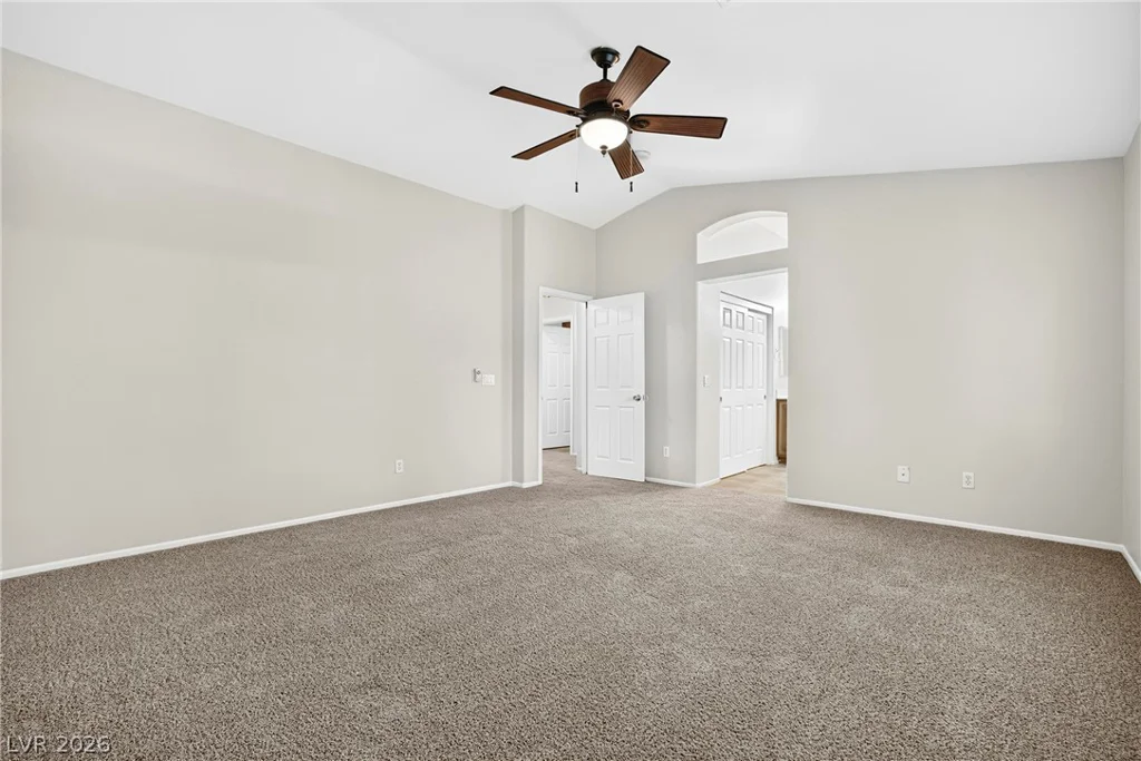 9132 BLUE RAVEN, Las Vegas, NV 89143