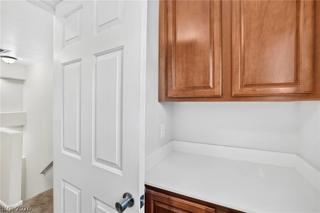 9132 BLUE RAVEN, Las Vegas, NV 89143