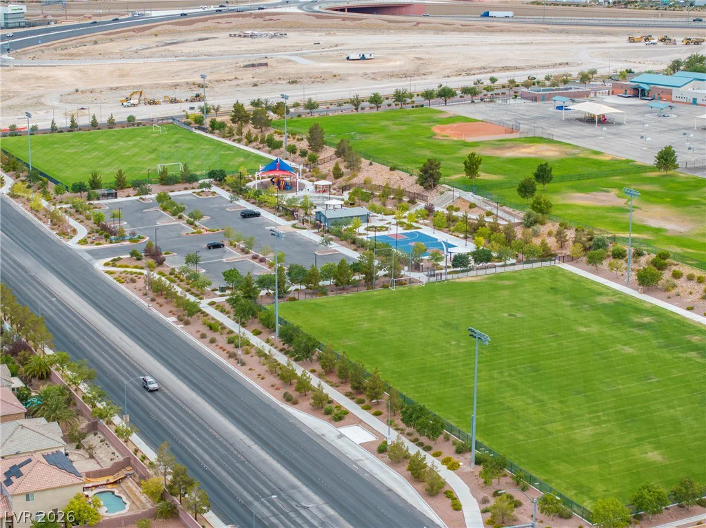 9132 BLUE RAVEN, Las Vegas, NV 89143