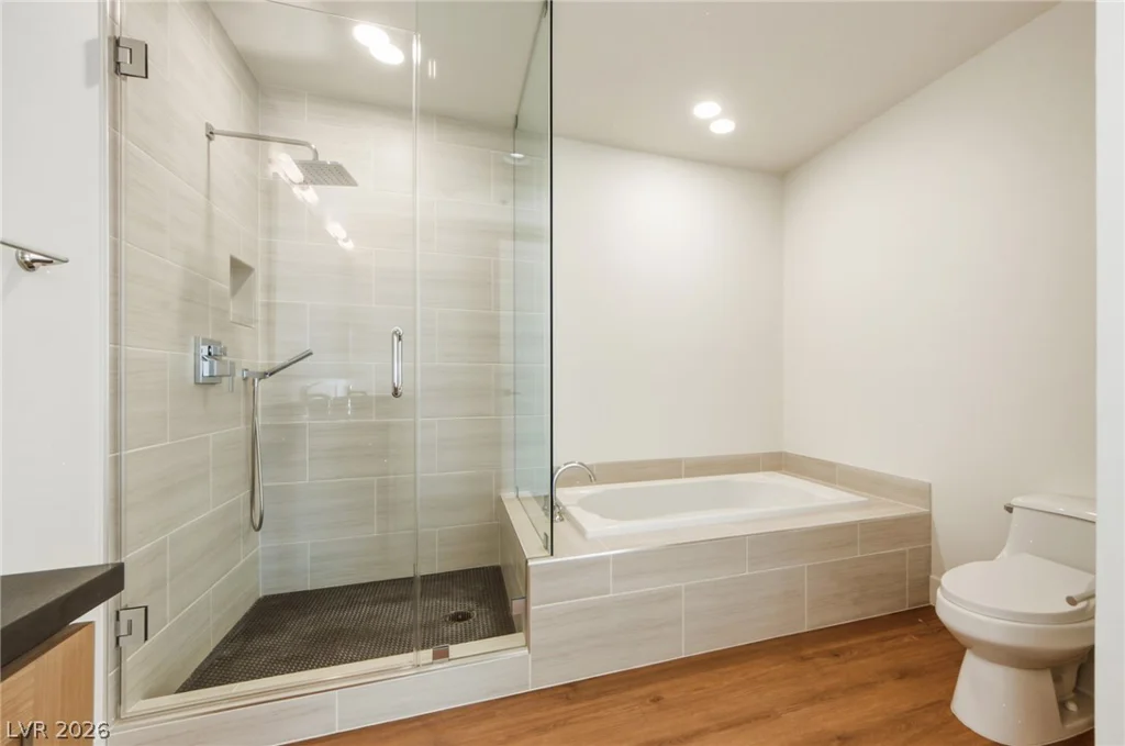 4575 Dean Martin, Las Vegas, NV 89103
