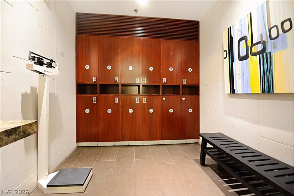 4575 Dean Martin, Las Vegas, NV 89103