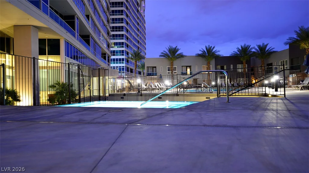4575 Dean Martin, Las Vegas, NV 89103