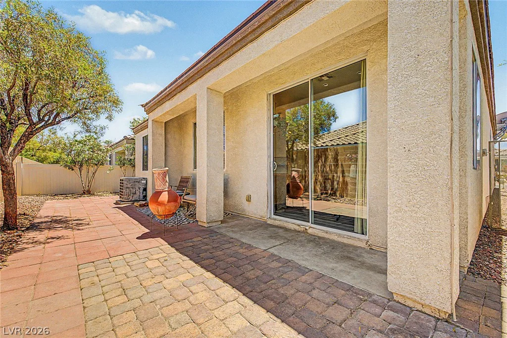 7252 Forest Village, Las Vegas, NV 89113