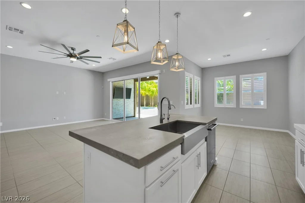 3387 Peak View, Henderson, NV 89044