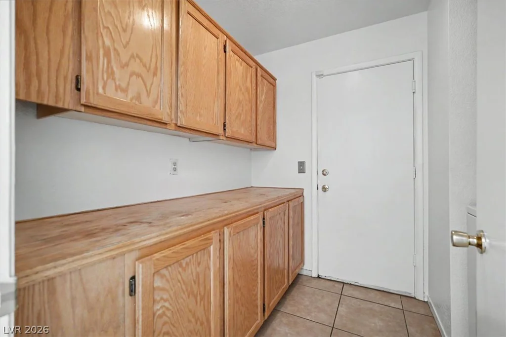 1513 Lucia, Las Vegas, NV 89128