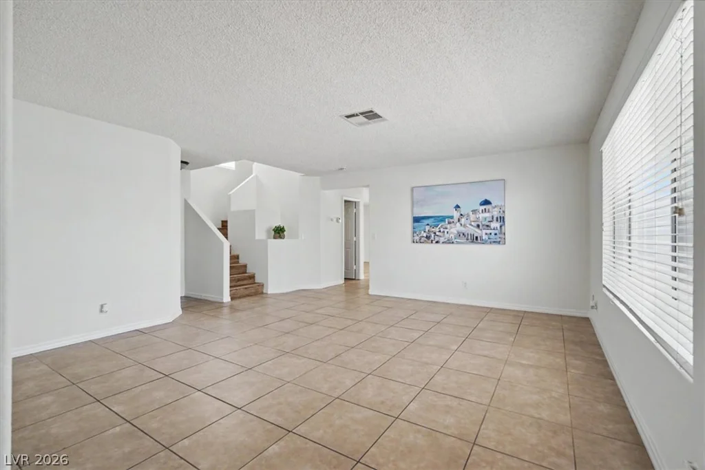 1513 Lucia, Las Vegas, NV 89128