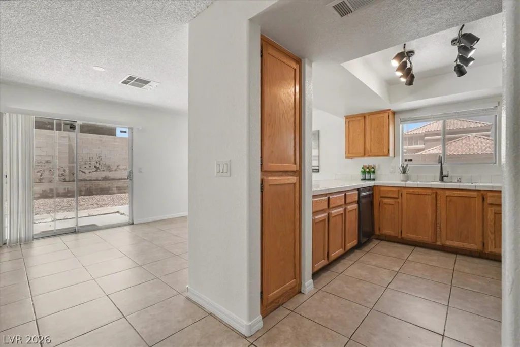 1513 Lucia, Las Vegas, NV 89128