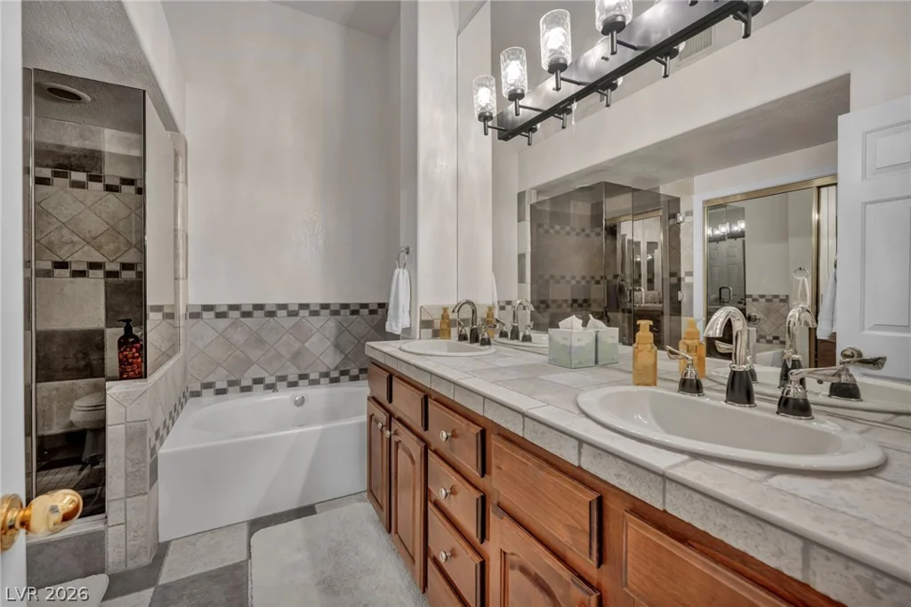 6954 Emerald Springs, Las Vegas, NV 89113