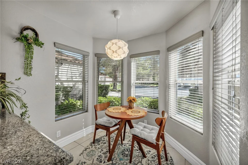 6954 Emerald Springs, Las Vegas, NV 89113