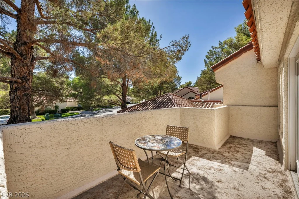 6954 Emerald Springs, Las Vegas, NV 89113