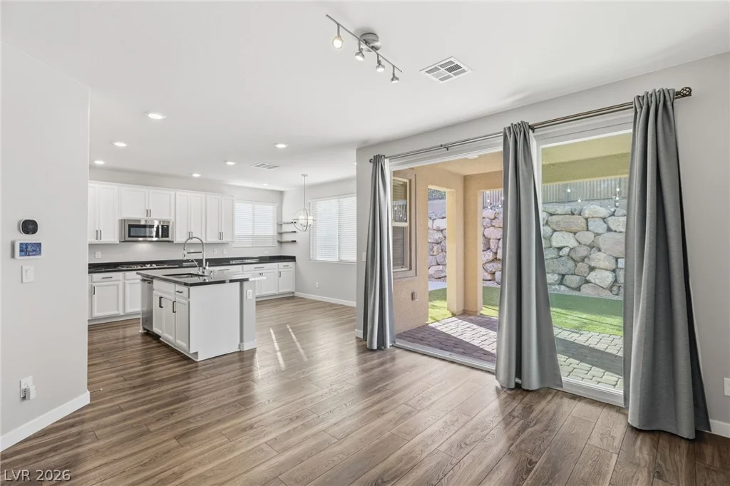 12388 Liberty Beacon, Las Vegas, NV 89138