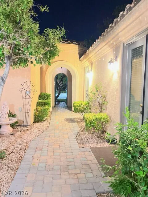 11809 Weybrook Park, Las Vegas, NV 89141