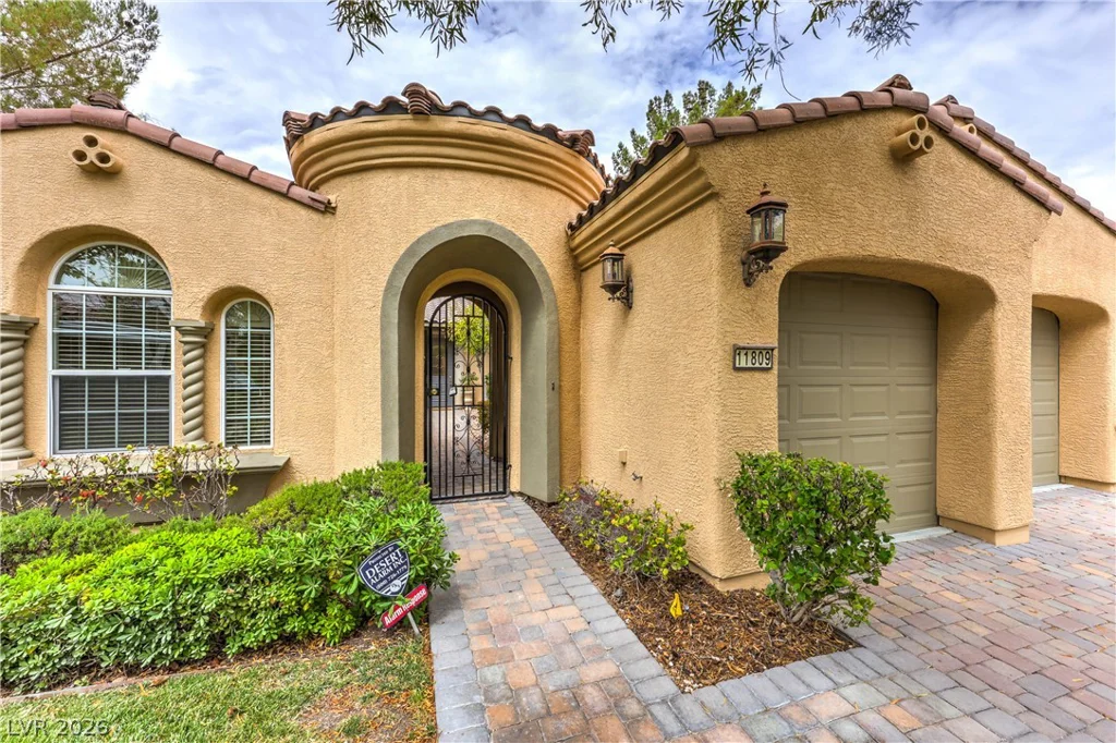 11809 Weybrook Park, Las Vegas, NV 89141