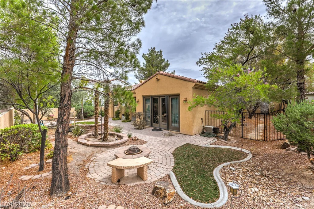 11809 Weybrook Park, Las Vegas, NV 89141