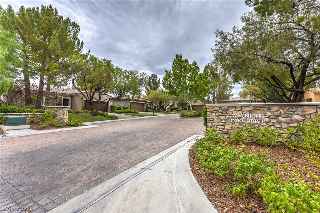 11809 Weybrook Park, Las Vegas, NV 89141