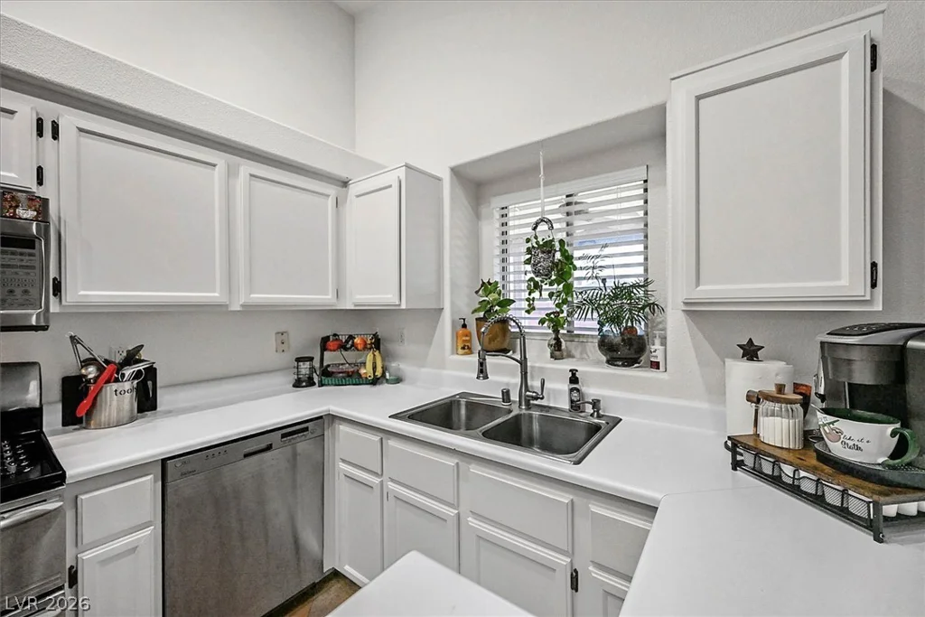 4940 Jimmy Buffet, North Las Vegas, NV 89031